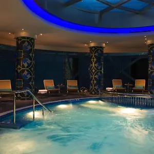 https://renaissance-izmir-hotel.aegeanhotels.net