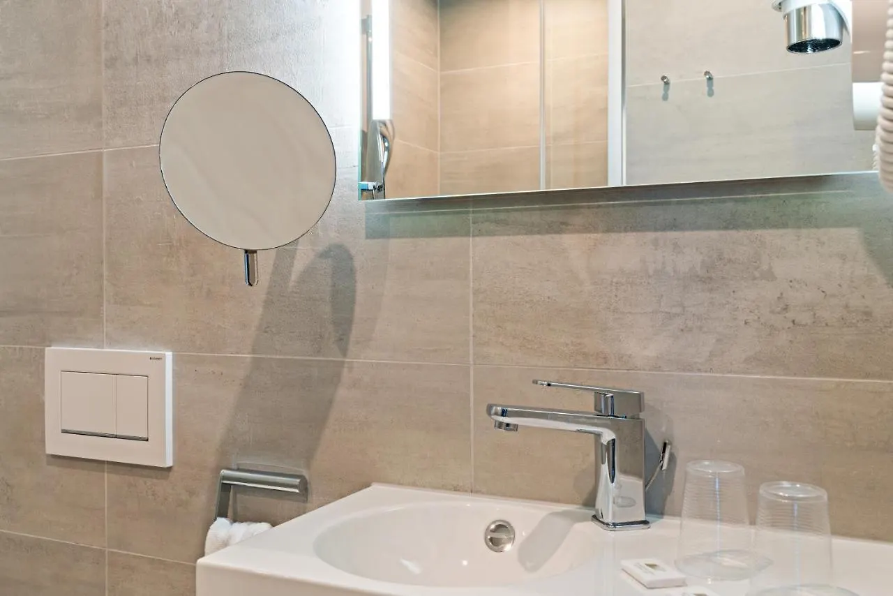***  גרמרינג Hotel Amper גרמניה